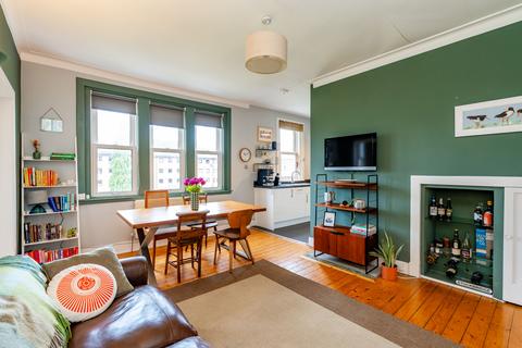 3 bedroom flat for sale, 12/4 Learmonth Avenue, Comely Bank, Edinburgh, EH4 1DF