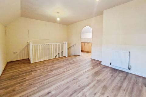 2 bedroom apartment to rent, Amis Walk, Horfield, Bristol BS7