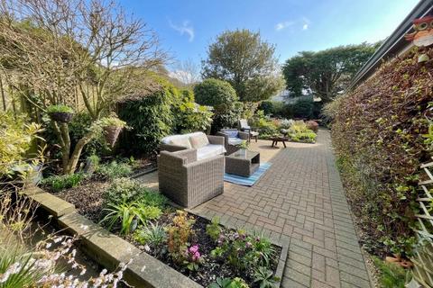undefined, Hillary Crescent, Luton, Bedfordshire, LU1 5JH