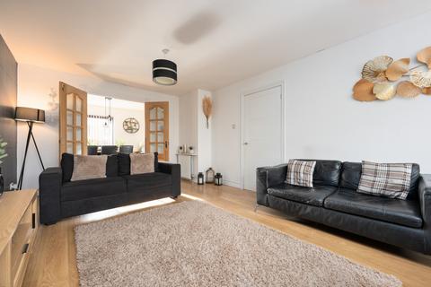 4 bedroom semi-detached house for sale, 6 Kildonan Park, Dunfermline, KY12 7XY