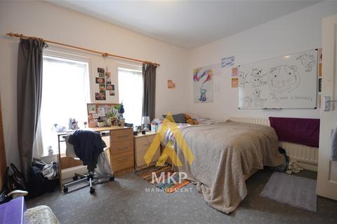 4 bedroom terraced house to rent, Westminster Road, Selly Oak, Birmingham B29