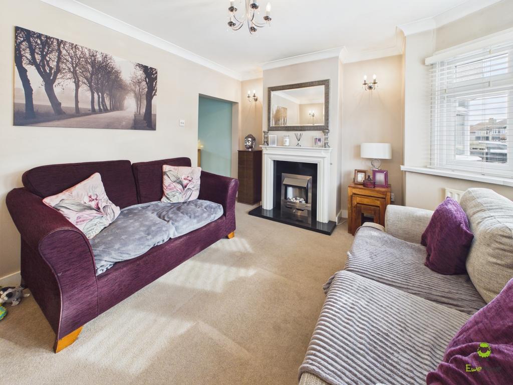 Presented by Clinton at Ewe Move Bexleyheath and Da