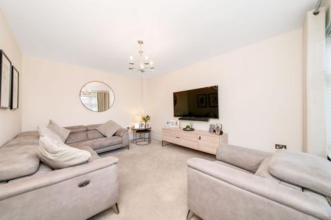 3 bedroom detached house for sale, Pilling Way, Scissett, HD8