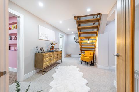 undefined, Casa Hideaway, Halbeath, KY12 0UB