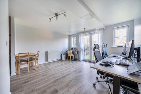 2 bedroom flat for sale, Burgess Road, Southampton SO16