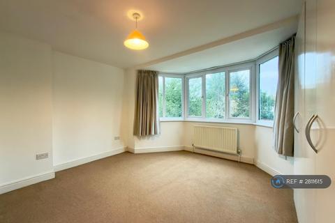 2 bedroom flat to rent, Finchley Road, London, NW11