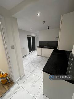 1 bedroom flat to rent, Pant Yr Heol, Neath, SA11