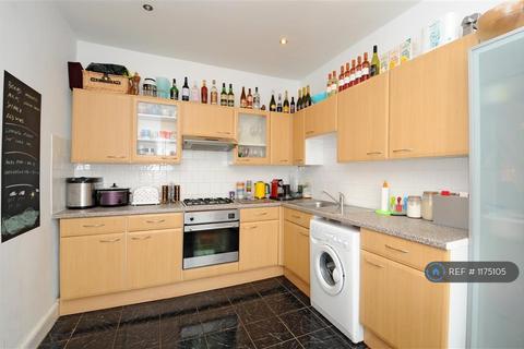 2 bedroom flat to rent, Mayfield Road, South Croydon, CR2