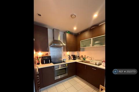 1 bedroom flat to rent, Hodgeson House, London, E1
