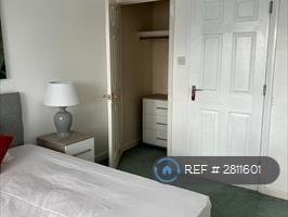 Room4 3