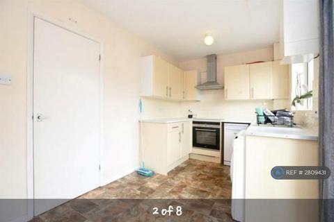 2 bedroom semi-detached house to rent, Barge Close, Wigston, LE18
