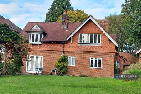 undefined, Scotland Lane, Haslemere, GU27