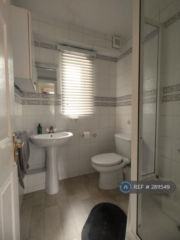 Ensuite Bathroom