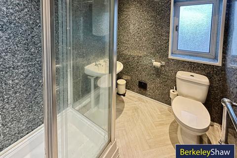 3 bedroom apartment to rent, Burbo Mansions, Burbo Bank Road South, Blundellsands