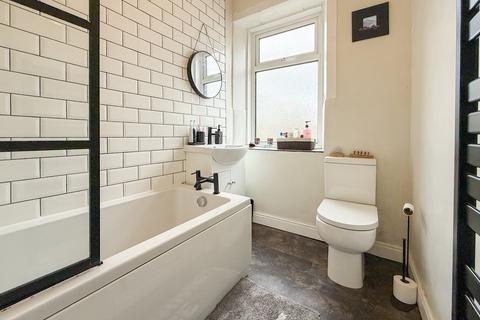 1 bedroom terraced house for sale, New Mill Road, Holmfirth HD9