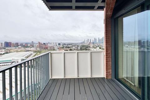2 bedroom apartment for sale, Skyline Apartments, London E3