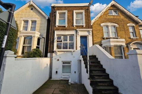 2 bedroom flat for sale, Flat 3, 153 Lewisham Road, Lewisham, London, SE13 7PZ