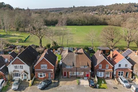undefined, New Road, Haslemere, GU27