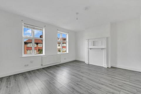 3 bedroom apartment to rent, All Souls Avenue, London, NW10