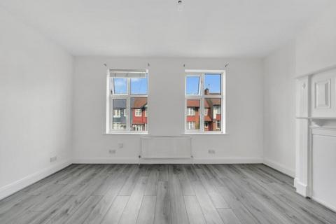 3 bedroom apartment to rent, All Souls Avenue, London, NW10