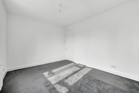 3 bedroom apartment to rent, All Souls Avenue, London, NW10
