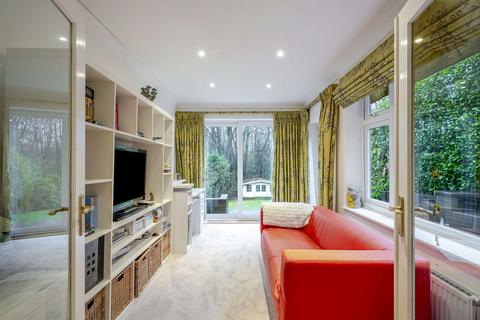 undefined, Spurgate, Brentwood, CM13