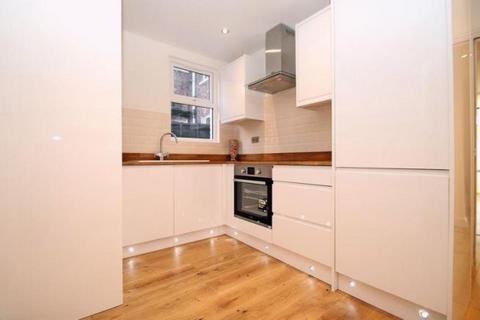 2 bedroom ground floor flat for sale, Vaughan Road, Harrow, HA1