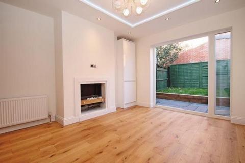 2 bedroom ground floor flat for sale, Vaughan Road, Harrow, HA1