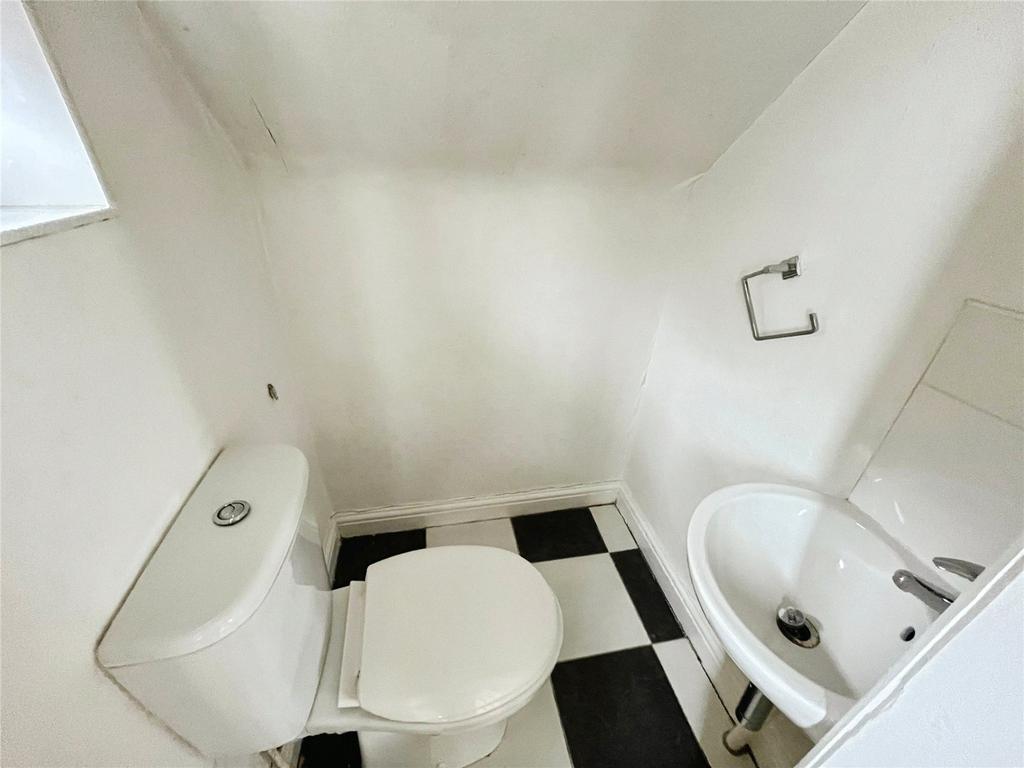 Downs Stairs Wc