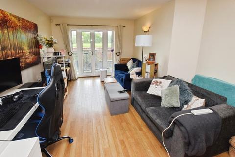 1 bedroom flat for sale, Flowerpot Lane
