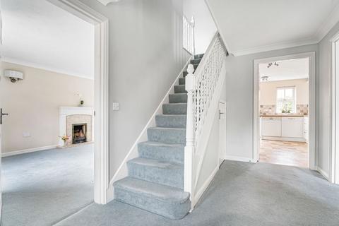 4 bedroom detached house for sale, Mavoncliff Drive, Tattenhoe, MK4