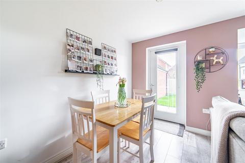 3 bedroom semi-detached house for sale, Leasingthorne Way, Great Park, NE13