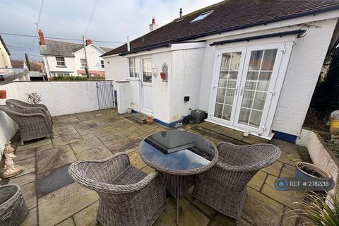 3 bedroom bungalow to rent, Bryn Mair Avenue, Abergele, LL22