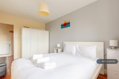 undefined, Radnor Street, London, EC1V