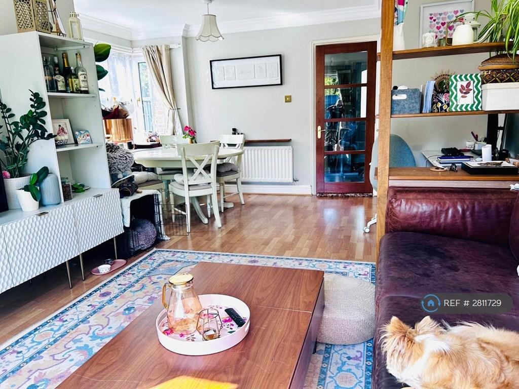 Ground Floor Spacious Reception