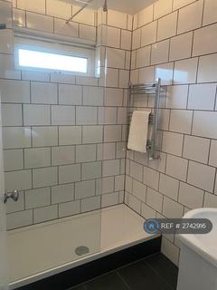 2 bedroom flat to rent, Hungerford Road, London, N7