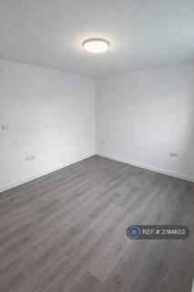 3 bedroom end of terrace house to rent, Croxteth Hall Lane, Liverpool, L11