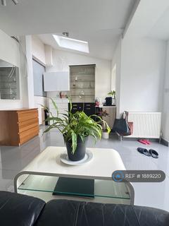 undefined, Peterborough Road, London, E10