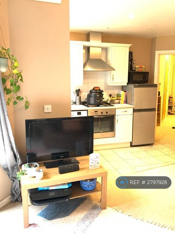 Sitting Room To Kitchen