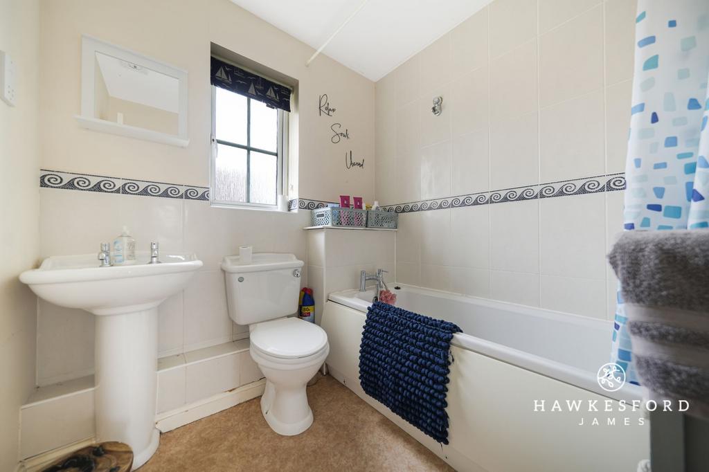 Fans Lane, Iwade - Bathroom