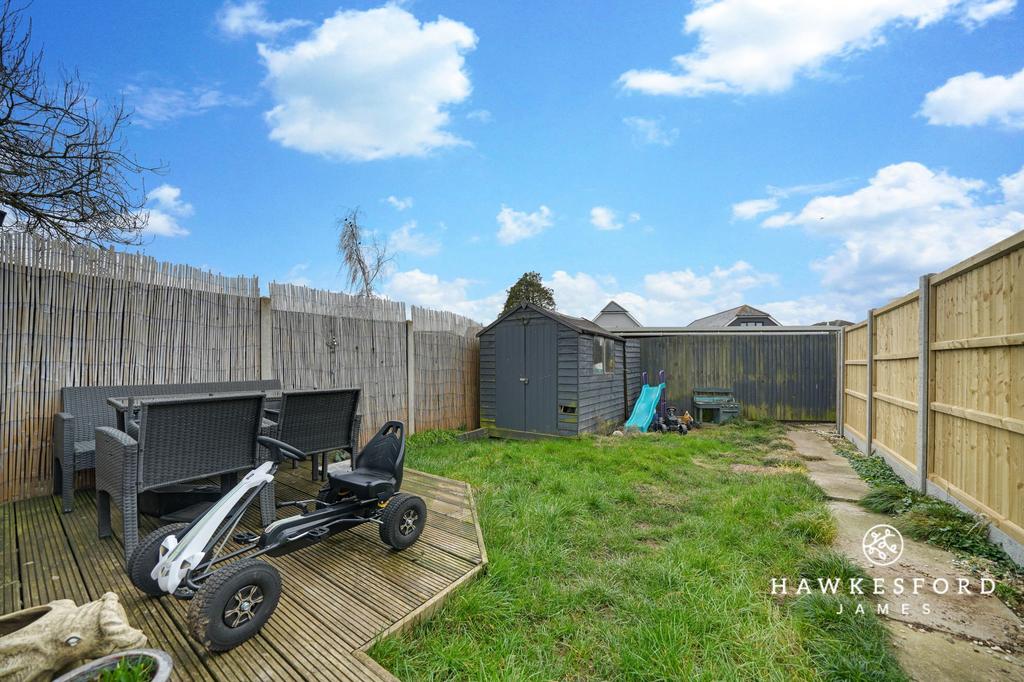 Fans Lane, Iwade - Garden
