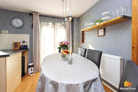 undefined, Vanguard Close, High Wycombe, HP12 3FP