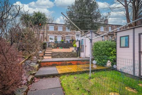 2 bedroom end of terrace house for sale, Halifax Road, Huddersfield HD3