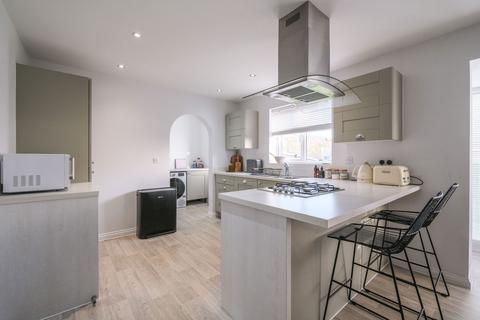 undefined, Oaklands Crescent, Huddersfield HD2