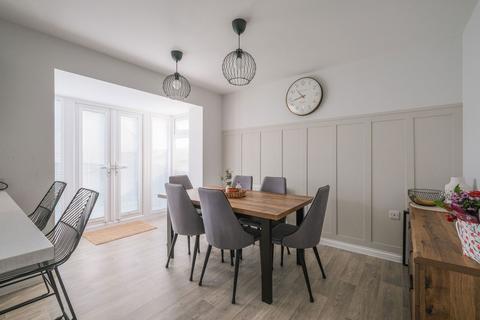 undefined, Oaklands Crescent, Huddersfield HD2