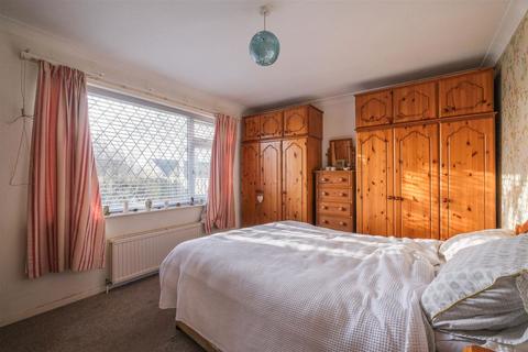 undefined, Heatherfield Road, Huddersfield HD1