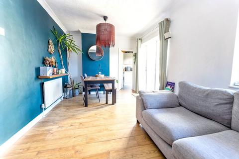 2 bedroom detached bungalow for sale, Melbourne Road, Clacton-on-sea CO15