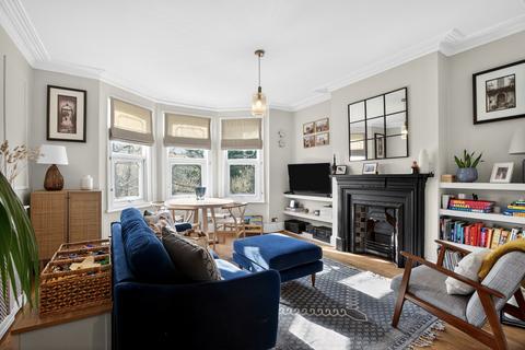 2 bedroom flat for sale, Clarence Road, London, N22