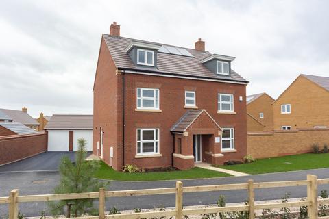 5 bedroom detached house for sale, William Railton Road, Garendon Park, LE12