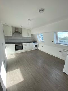 undefined, St. Johns Road, Isleworth TW7